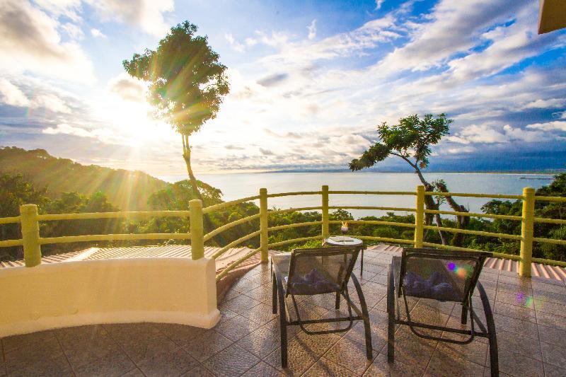 Issimo Suites Boutique Hotel & Spa - Adults Only 마누엘안토니오 외부 사진