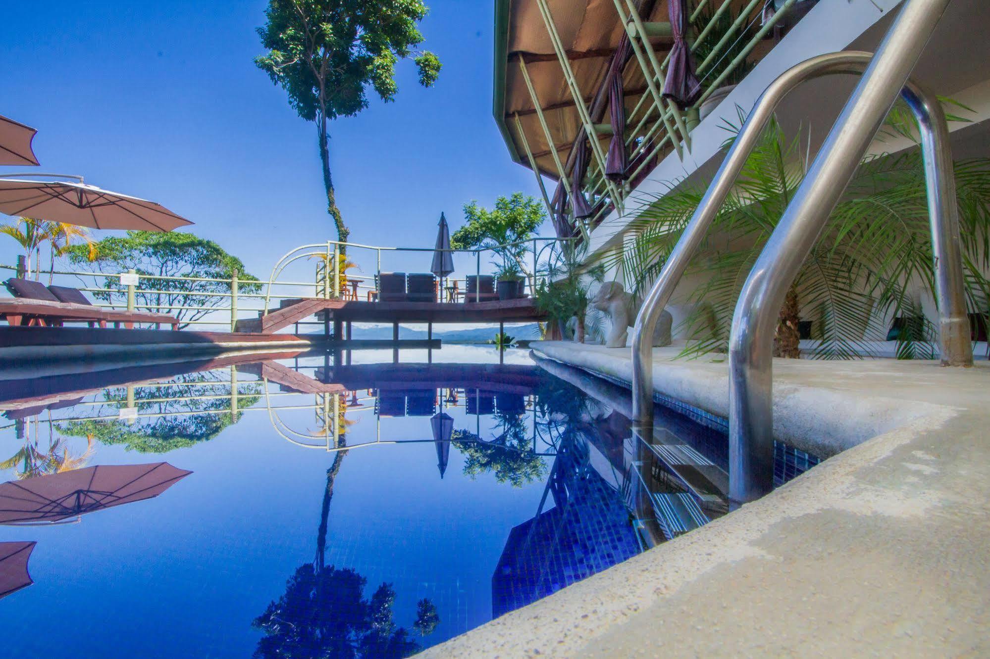 Issimo Suites Boutique Hotel & Spa - Adults Only 마누엘안토니오 외부 사진